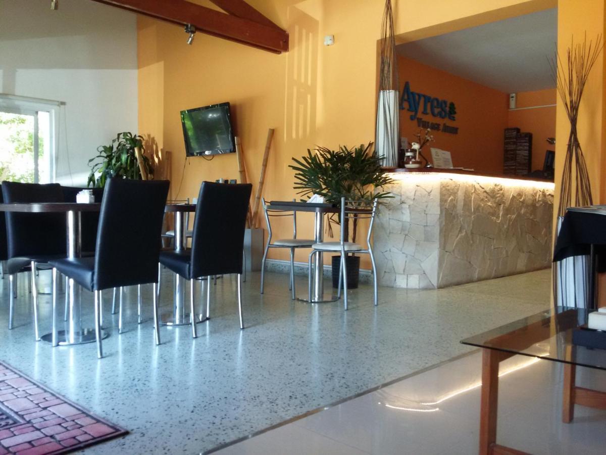 Ayres Village Apart Pinamar Extérieur photo